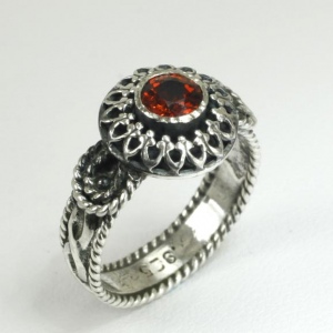 hand made Spessartite Garnet Shadowbox Solitaire sterling silver ring
